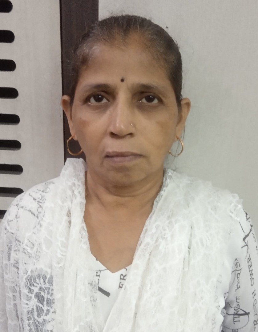 Madhri Shelke - Part time Cook in khar road east in Mumbai